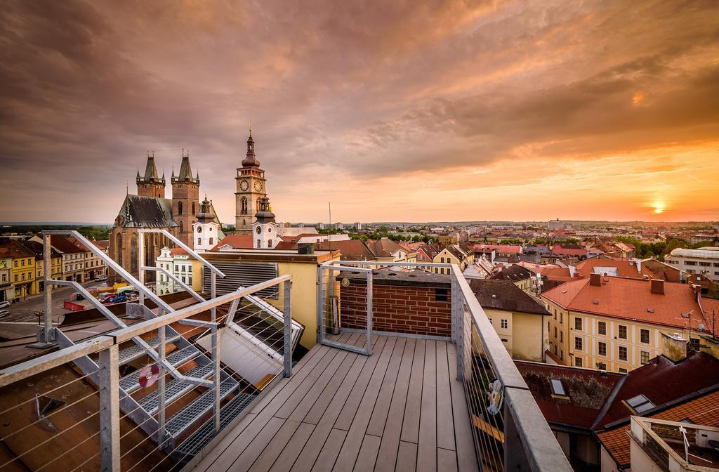 Rooftop Triplex Apartment In Centre Hradec Králové Exterior foto