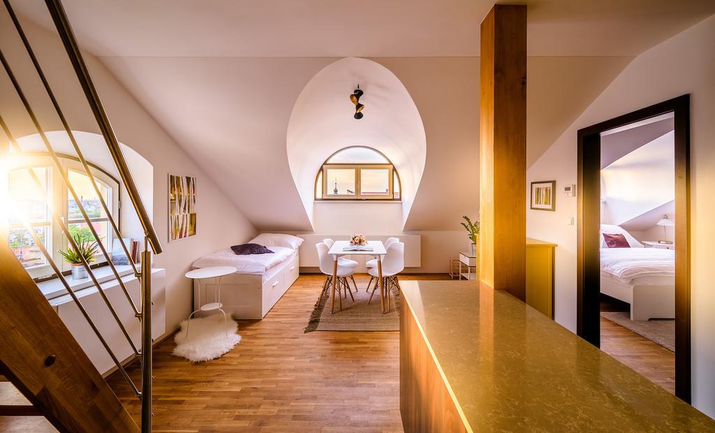 Rooftop Triplex Apartment In Centre Hradec Králové Exterior foto